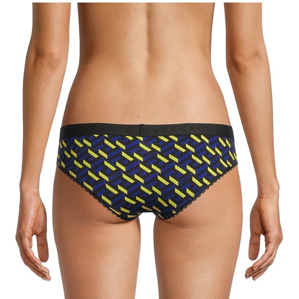 Versace “La Greca” bra and brief set. - Picture 7 of 9